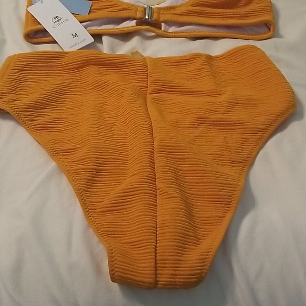 Swim suit - Picture 4 of 5
